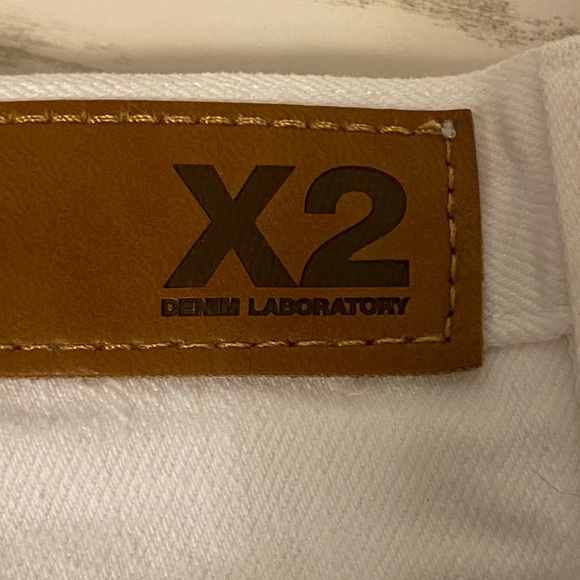 X2 Denim White size 12 Capri pants - Picture 3 of 5
